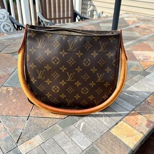 Authentic LV - Looping MM💎 FLASH SALE- Today Only! Price is firm $399.00